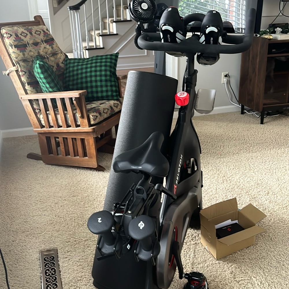 Pristine Condition PELOTON bundle for Sale!